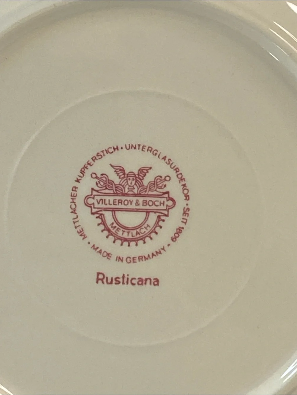 Villeroy & Boch Rusticana Salad Plate Set Red Transferware Mettlacher Germany
